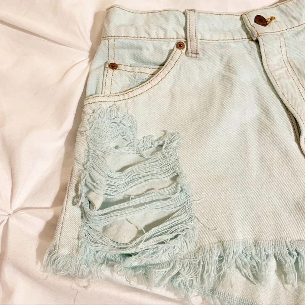 LF Levi's‎ Furst Of A Kind Distressed Cutoff Shorts